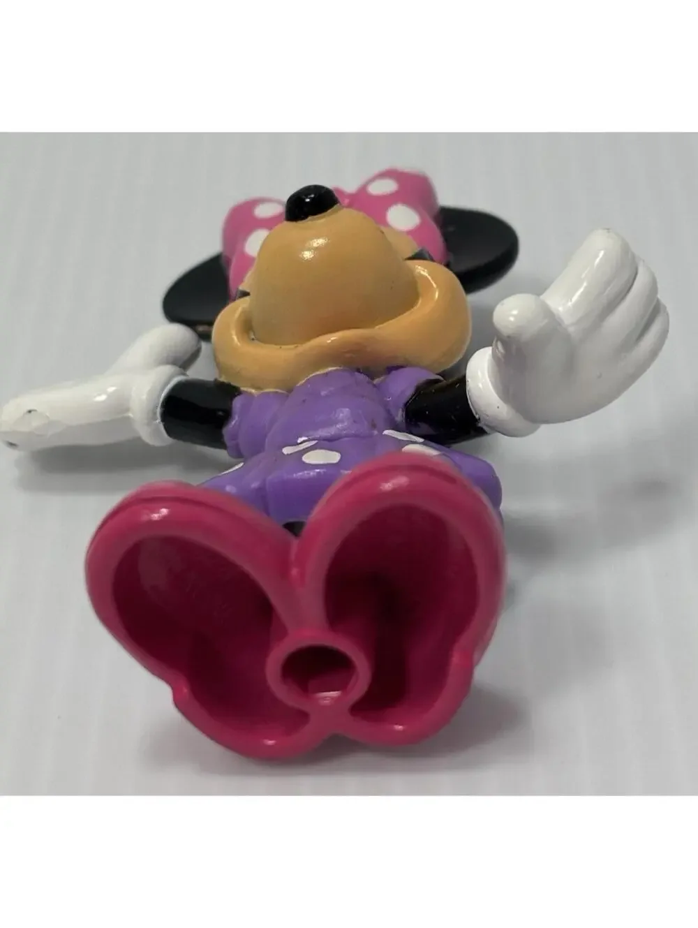 Disney Minnie Mouse Bow-Tique Figure - Purple Polka Dot Dress - Toy GUC